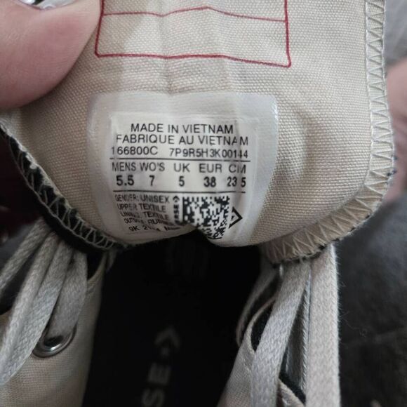 Converse Black Run Star Hike Platform Shoes Womens Size 7 Mens 5.5 - Picture 7 of 7